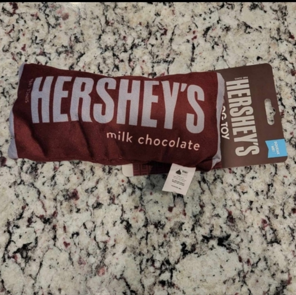 Hershey’s Milk Chocolate Bar Plush Squeaky Dog Toy New
